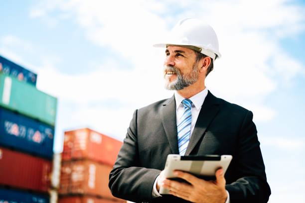 Skilled international workers in logistics and trades abroad in 2025